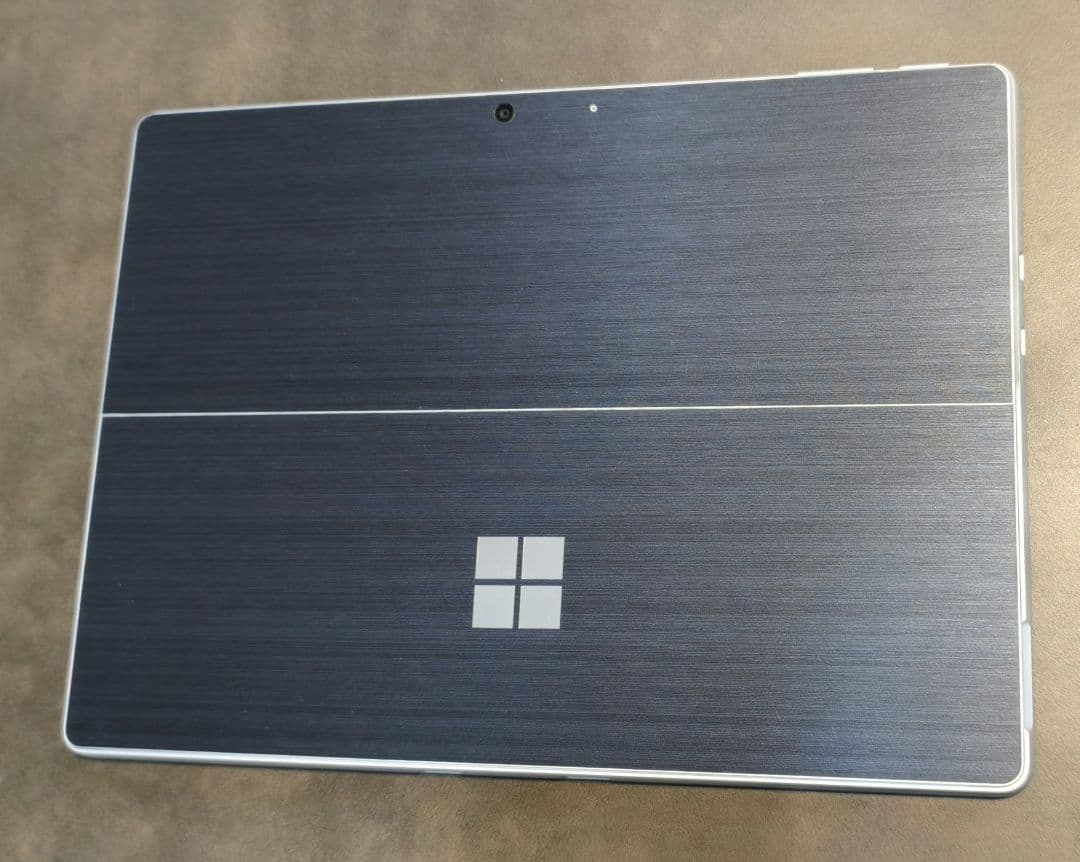 【ほぼ未使用】Surface pro 10 16GB/256GB 画面1箇所傷有