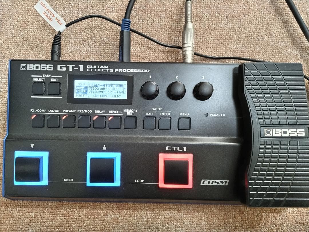 BOSS GT-1 ギターエフェクター（PSA-100S 電源アダプター付）