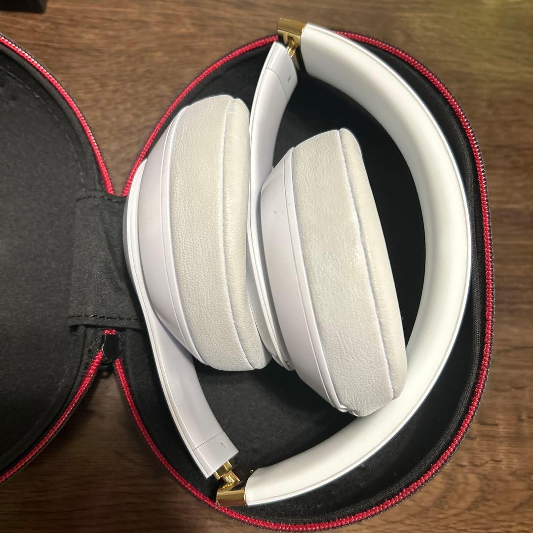 BEATS STUDIO3 ワイヤレスヘッドホン