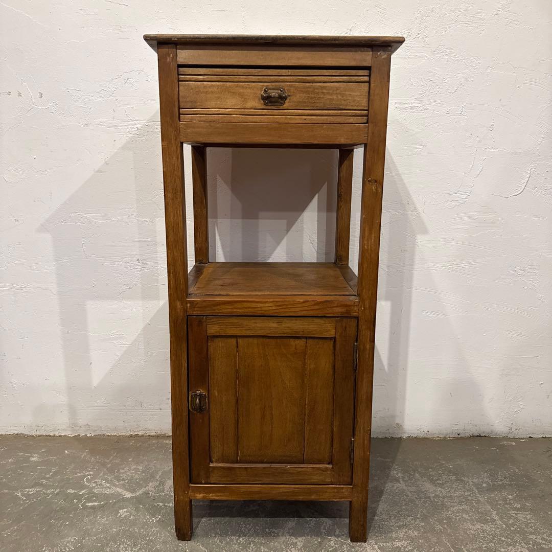 ヴィンテージ　木製サイドテーブル　引き出し／扉収納付き