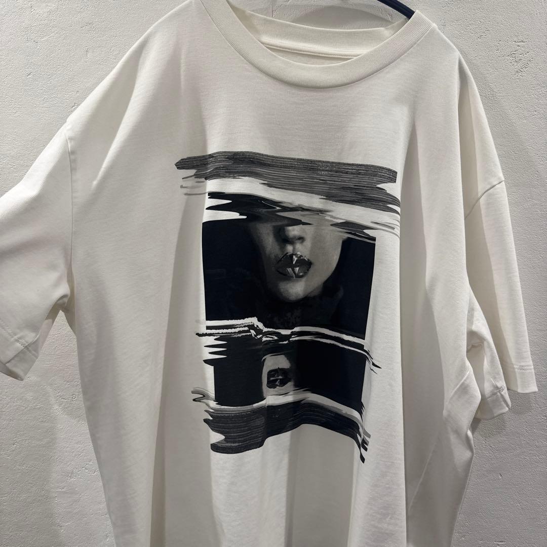 Maison Margiela ホワイト Tシャツ グラフィックプリント