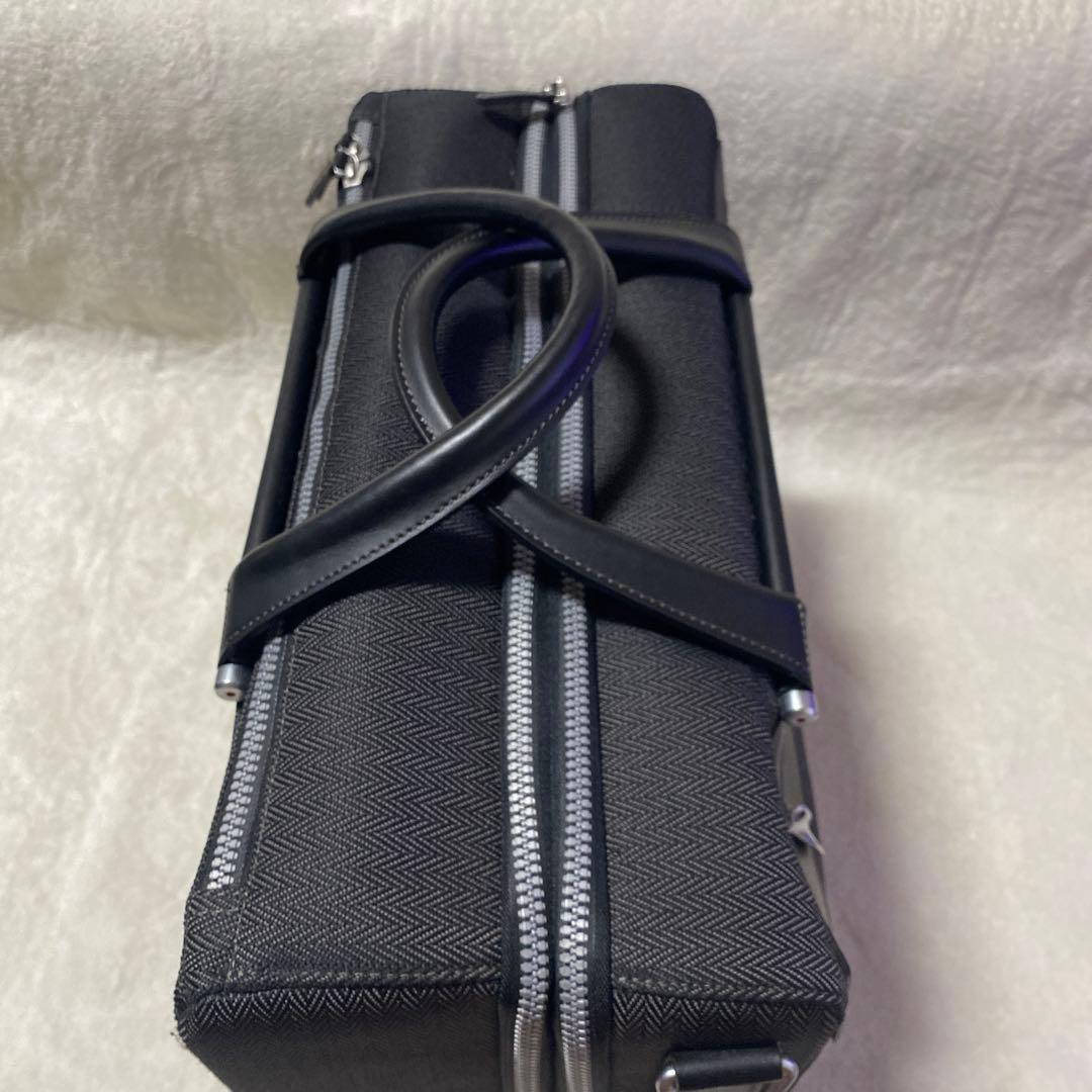 ✨未使用級✨Paul Smith ブラックキャリーケース 中型　ビジネス