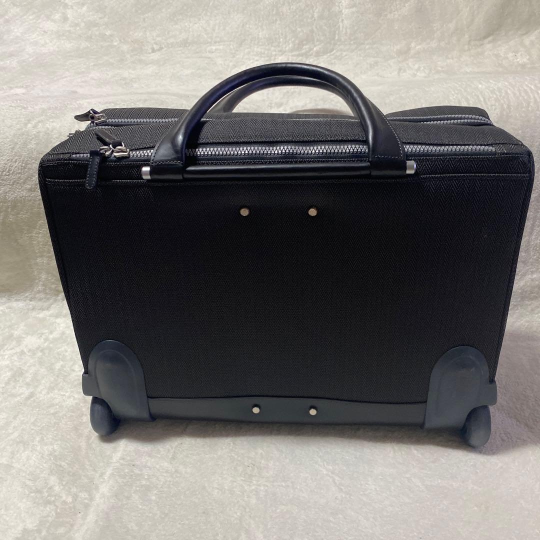✨未使用級✨Paul Smith ブラックキャリーケース 中型　ビジネス