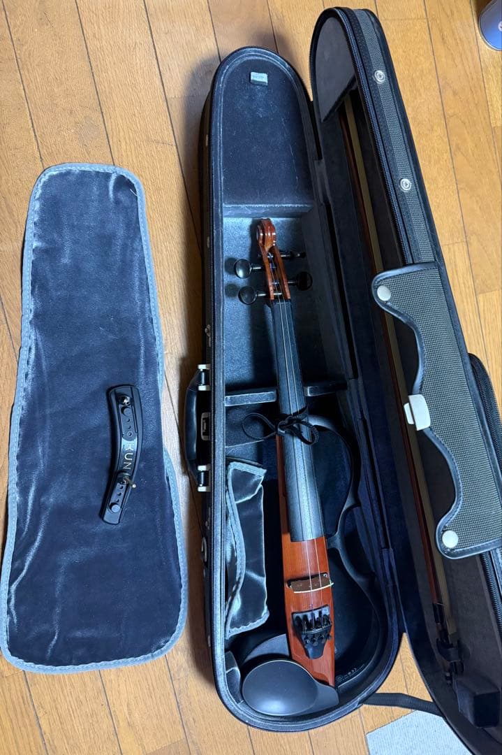 YAMAHA ヤマハ　サイレントバイオリン　SV-120