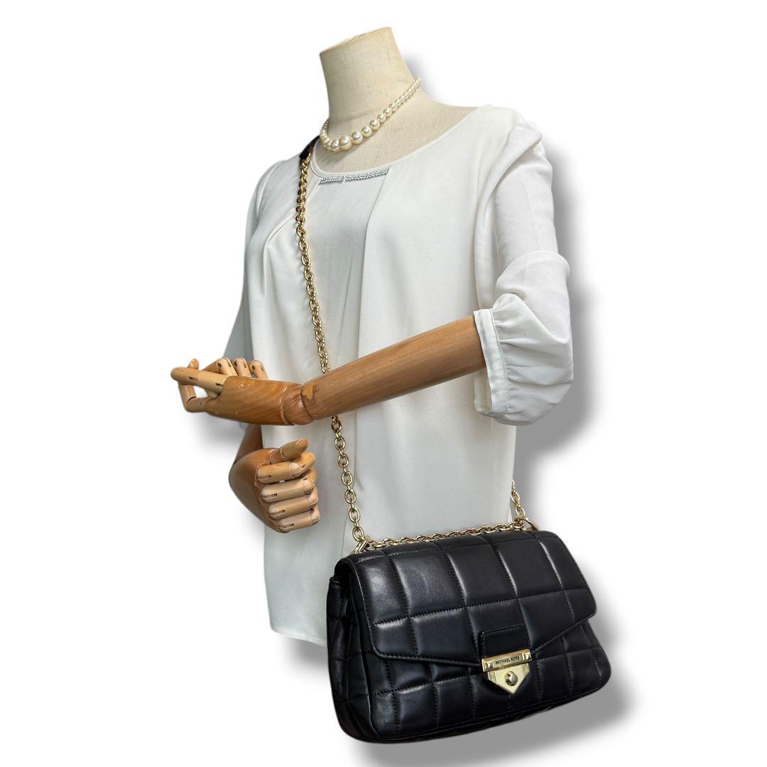 《極美品》マイケルコース チェーン ショルダーバッグ キルティング レザー