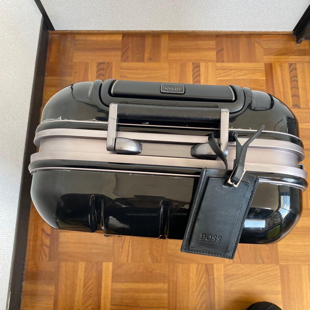 【廃盤レア物】HUGO BOSS スーツケース　大容量　黒