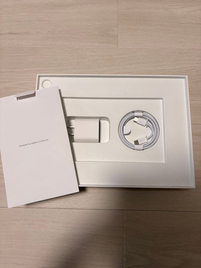 Apple iPad Air 11インチ M3 2025 スペースグレイ