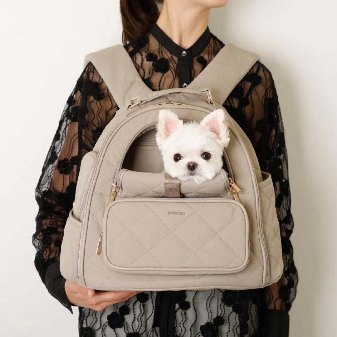モンシェリ　撥水ドームキルティングリュック　moncheri 犬　キャリーバッグ