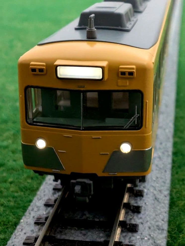 KATO 西武鉄道　101系〈初期形・分散冷房〉　4両基本+4両増結セット