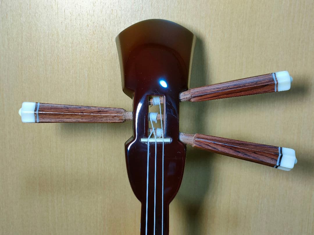 真壁型 ボルドー沖縄三線セット 両面本皮強化二重張り 琉球 三味線