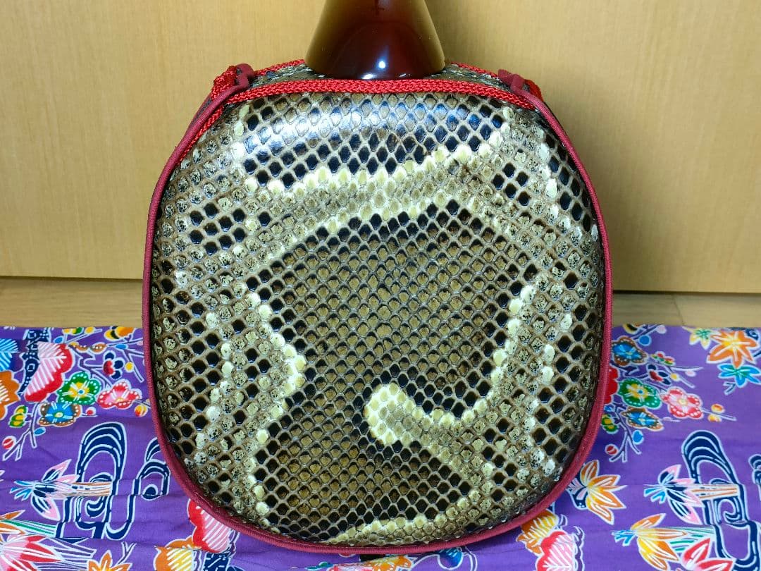 真壁型 ボルドー沖縄三線セット 両面本皮強化二重張り 琉球 三味線