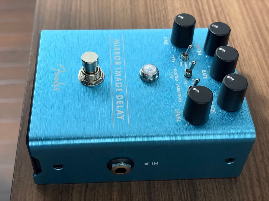 ギター Fender Mirror Image Delay