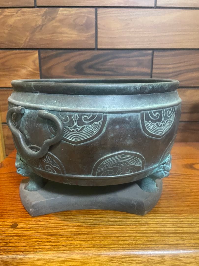 古銅　火鉢　獣三つ足　木台付き　骨董