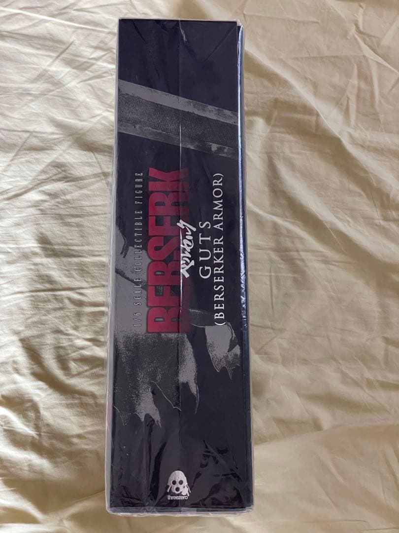 スリーゼロ　ガッツ狂戦士の甲冑　新品未開封品