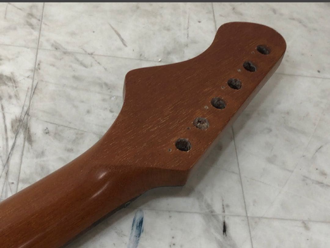 Sago Sonia セミオーダー ボディネック