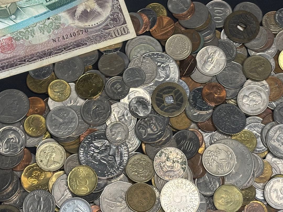 ま*お様 外国　古銭　銀貨　古札　まとめて　4キロ アンティーク