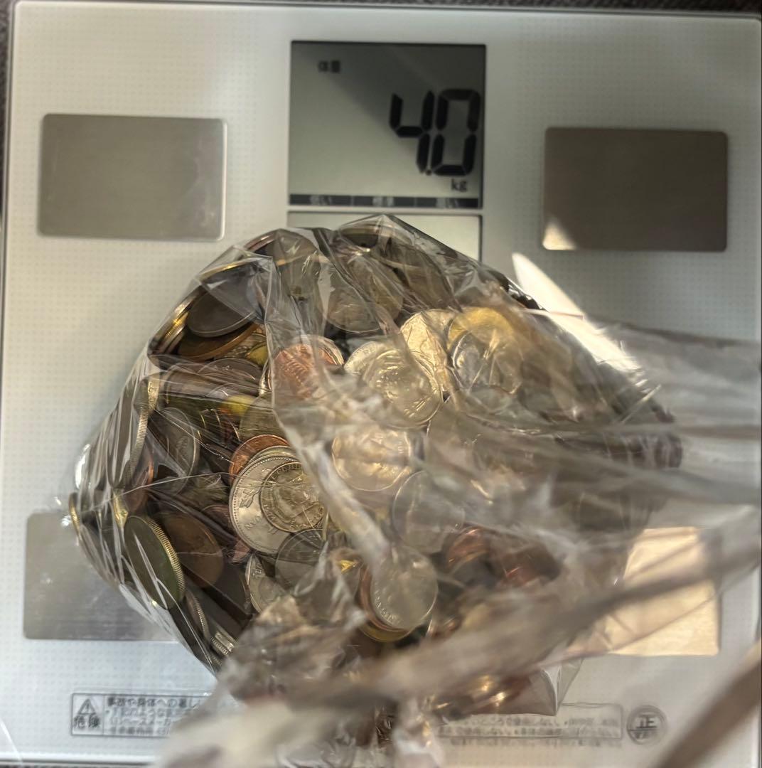 ま*お様 外国　古銭　銀貨　古札　まとめて　4キロ アンティーク