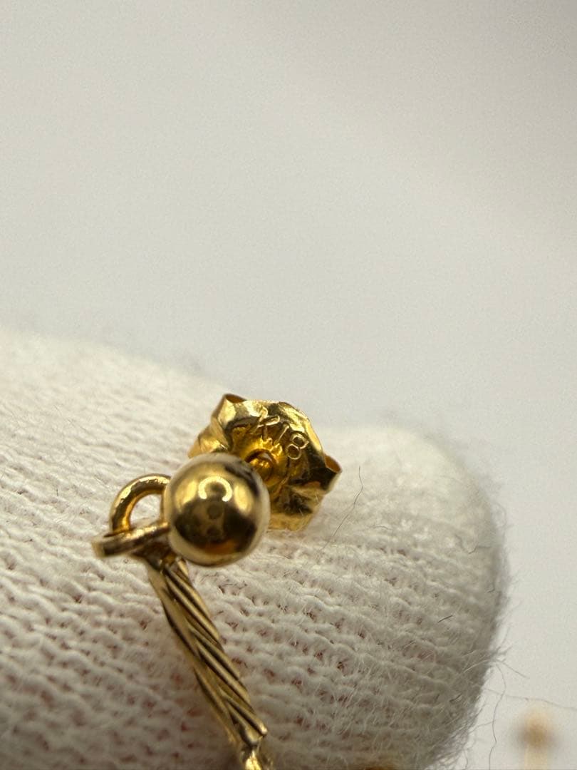 18金（K18）×コンビカラー（イエロー×ホワイト）デザインピアス