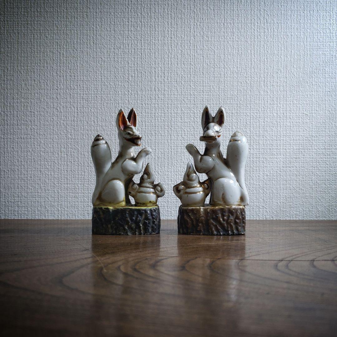 時代物　白磁　色絵　金彩　御稲荷様　神狐　稲荷狐　置物　一対　高さ10cm