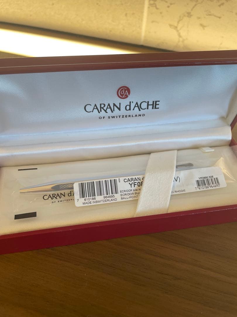新品未使用CARAN d’ACHEエクリドール アルルカン ロジウム ボールペン