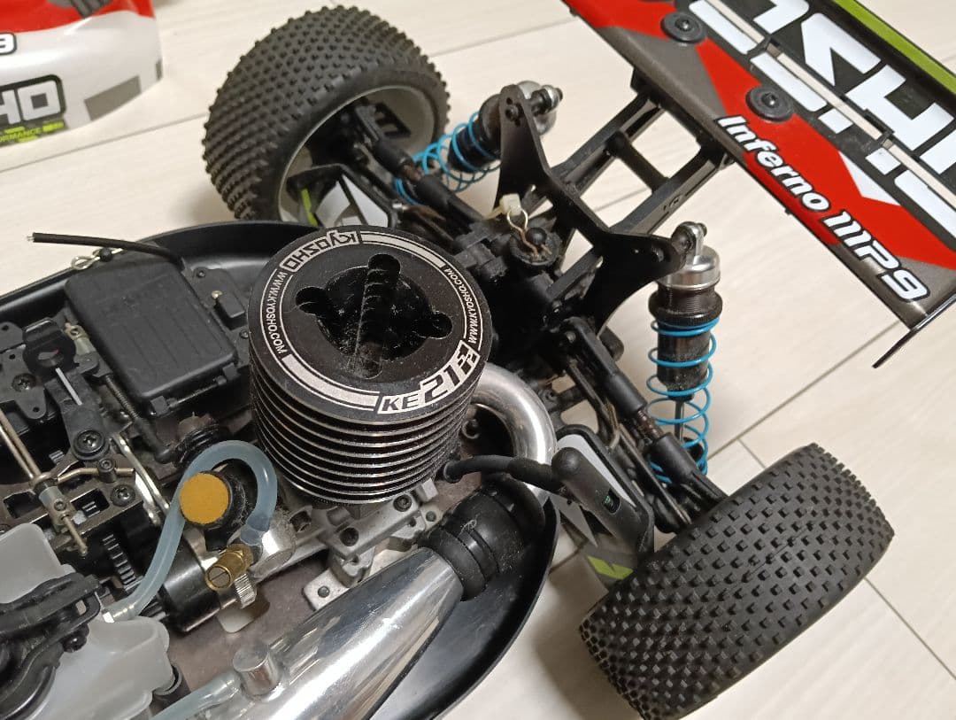 インファーノMP9 TKI4（RED、京商）