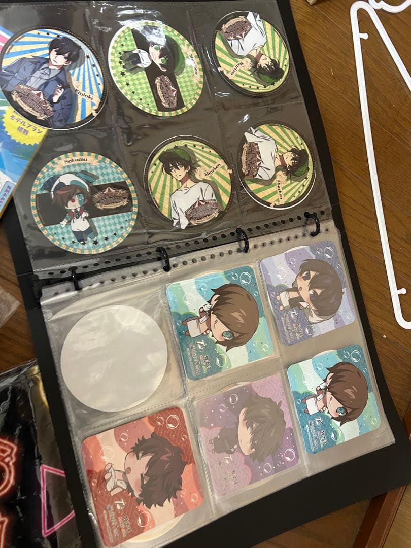 ワイテルズ モノパス 缶バッチ キーホルダー メダル ムック本