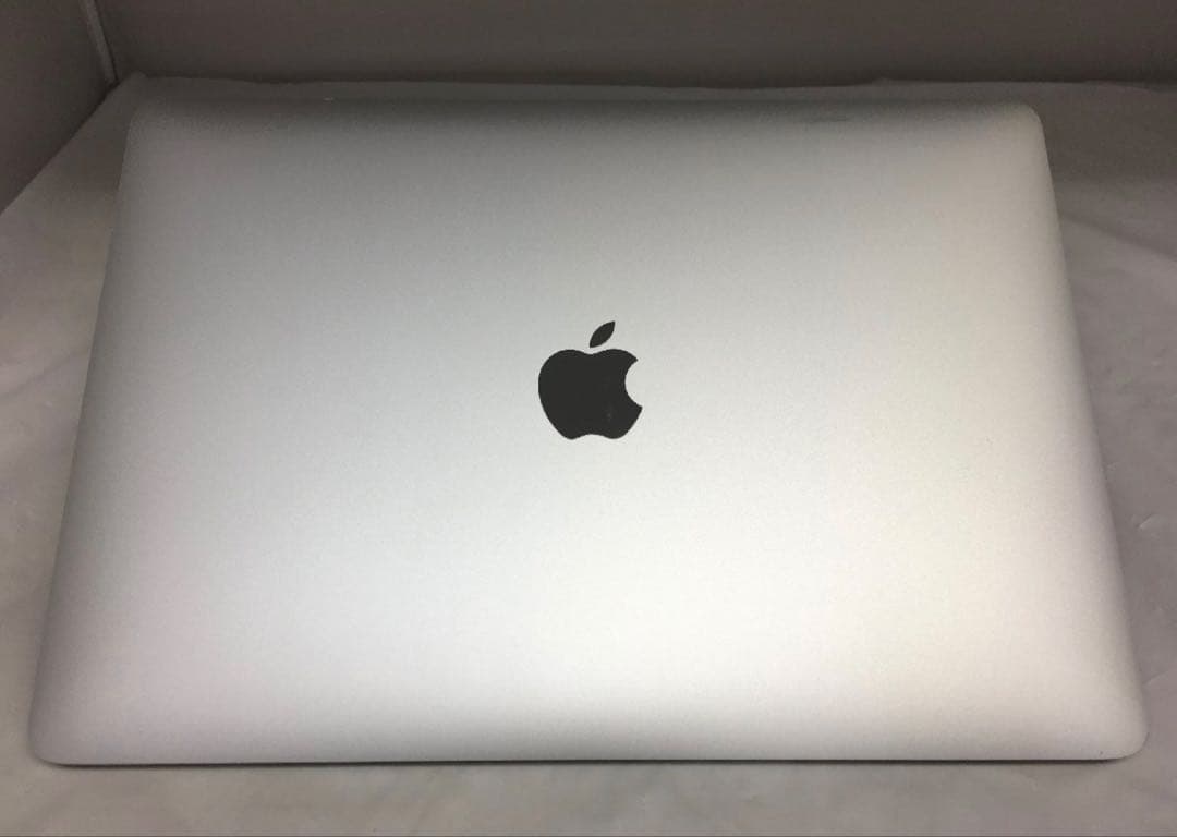 Macbook Pro 2020 13インチ I7 Ram 16gb