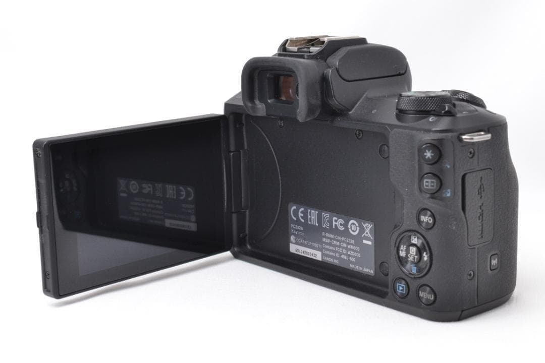 キャノン　Canon EOS Kiss M レンズキット