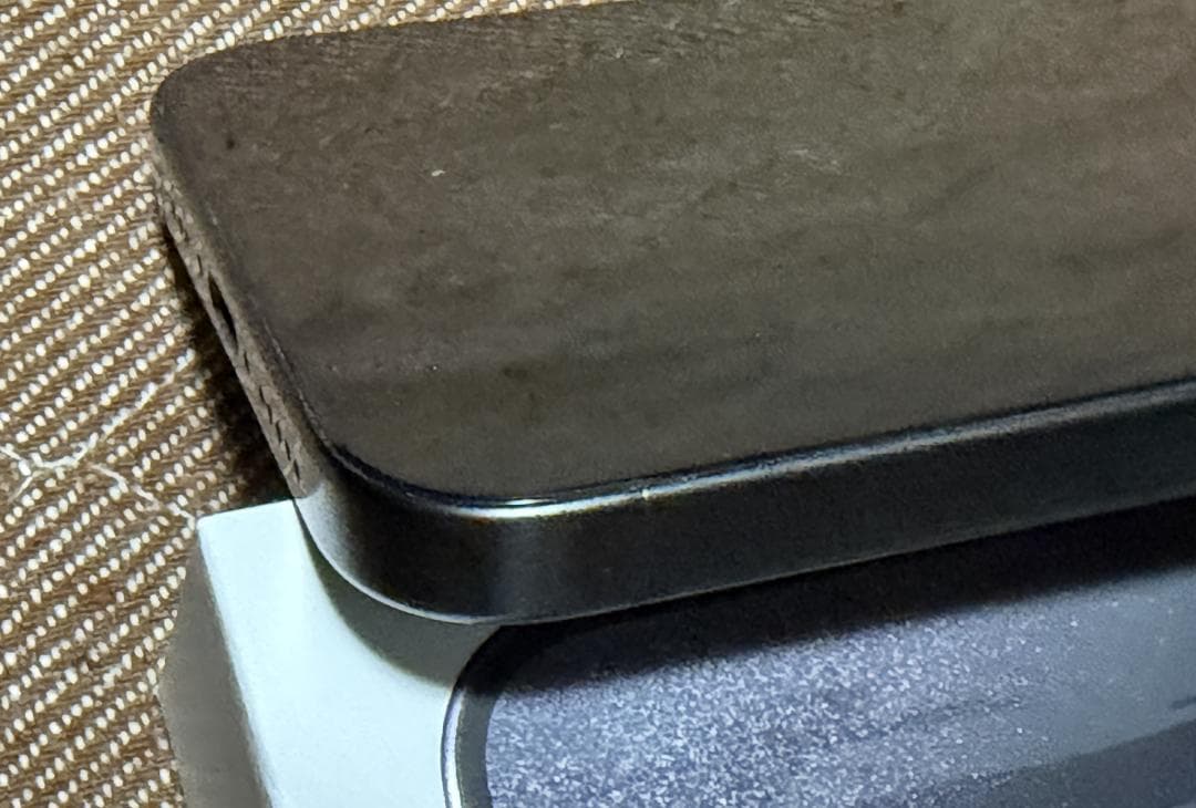 Apple iPhone 15 Pro 黒　512GB 本体　おまけ付き