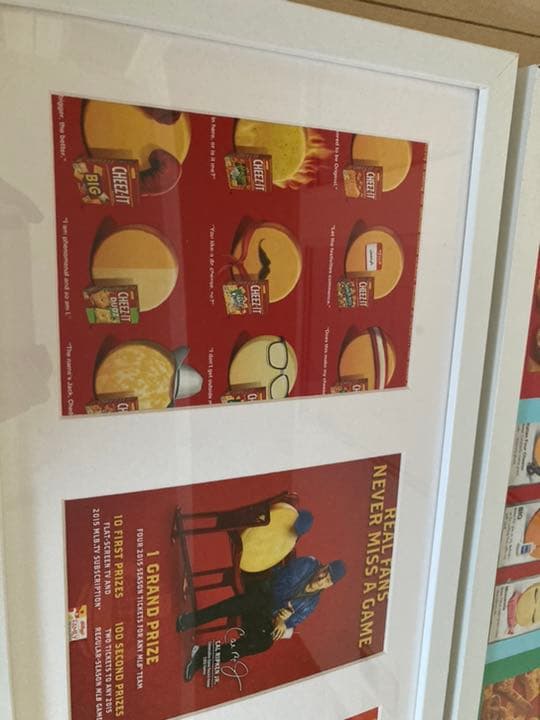 アート　CHEEZ-IT 2枚