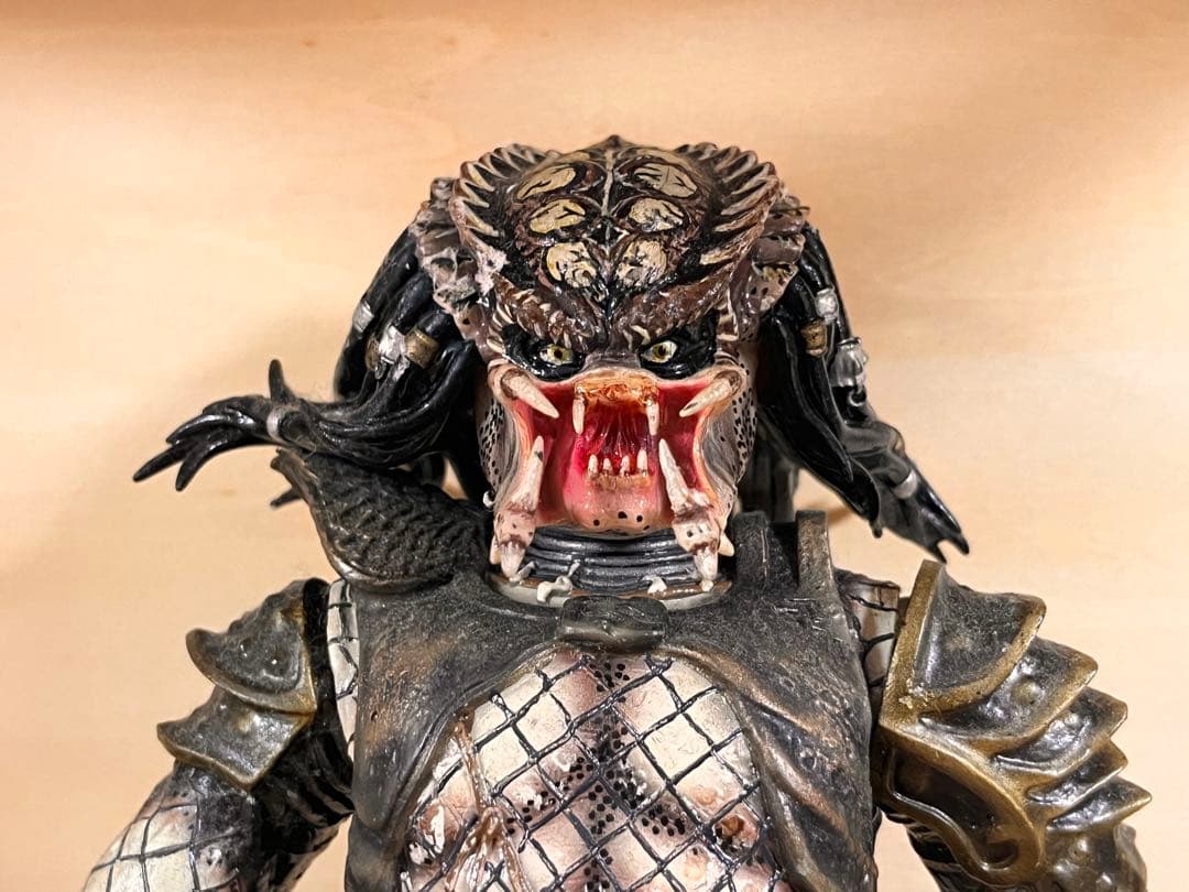 プレデター ガレージキット 塗装完成品 約33cm