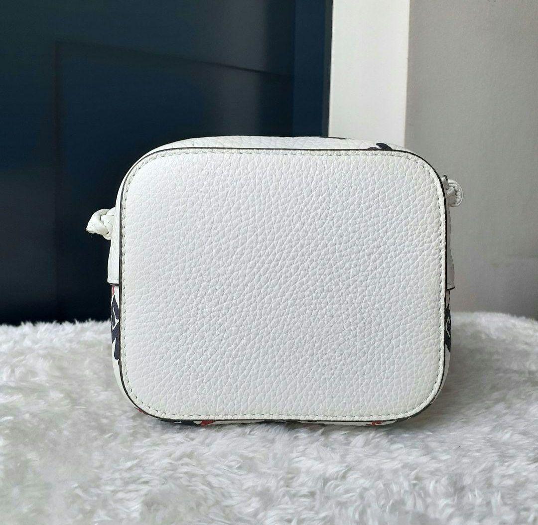 ⭐FENDI⭐ 美品 モントレゾール 巾着 ショルダーバッグ FILAコラボ