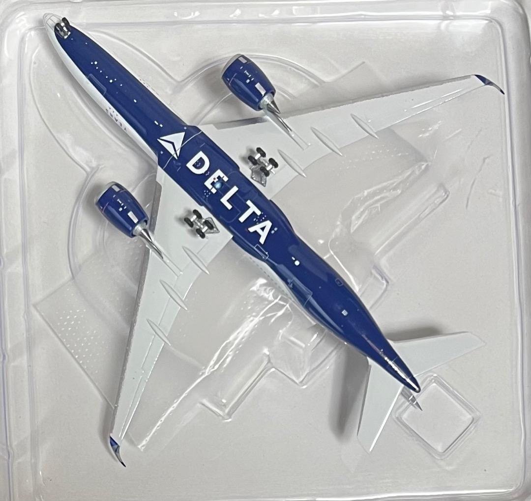 Delta A350-900 N527DN 100th ゆうちゃん