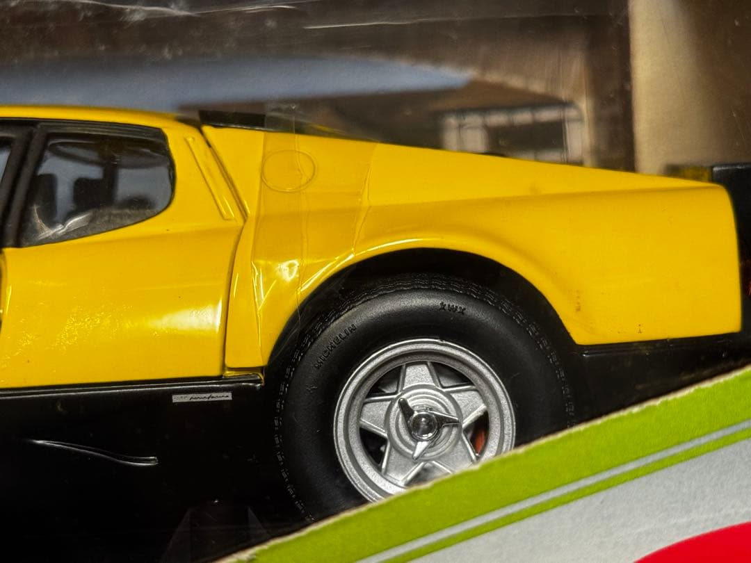 京商1/18 フェラーリ512BB イエロー ⭐︎希少初期パッケージ新品未展示品⭐︎