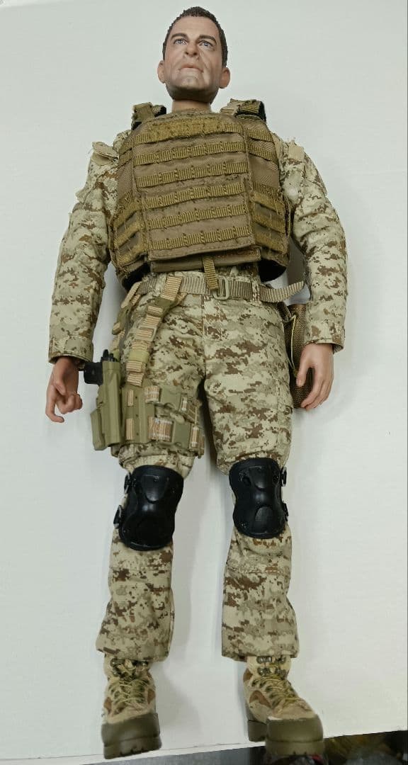 見本　1/6 迷彩服