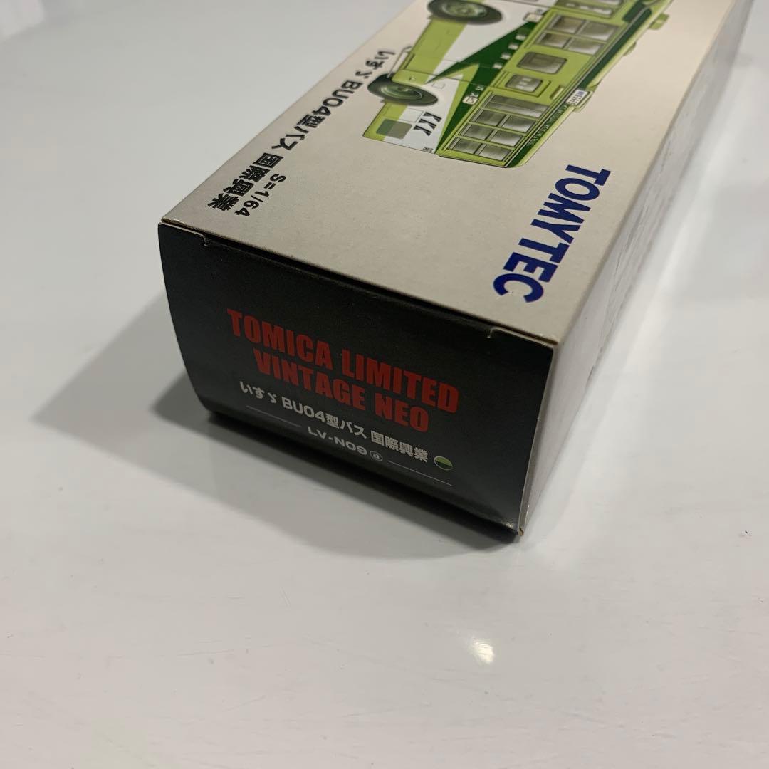 TOMYTEC いすゞBU04型バス　国際興業LV-N09a 1/64