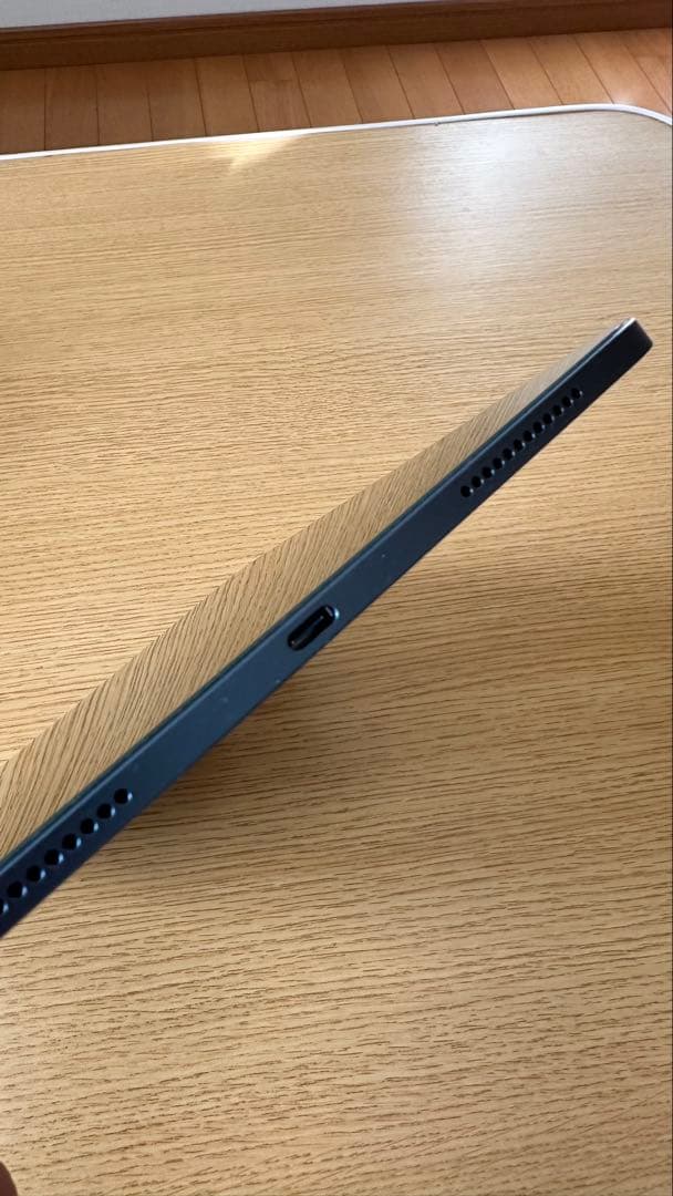 Apple iPad Air 第5世代　Wi-Fi 64GB