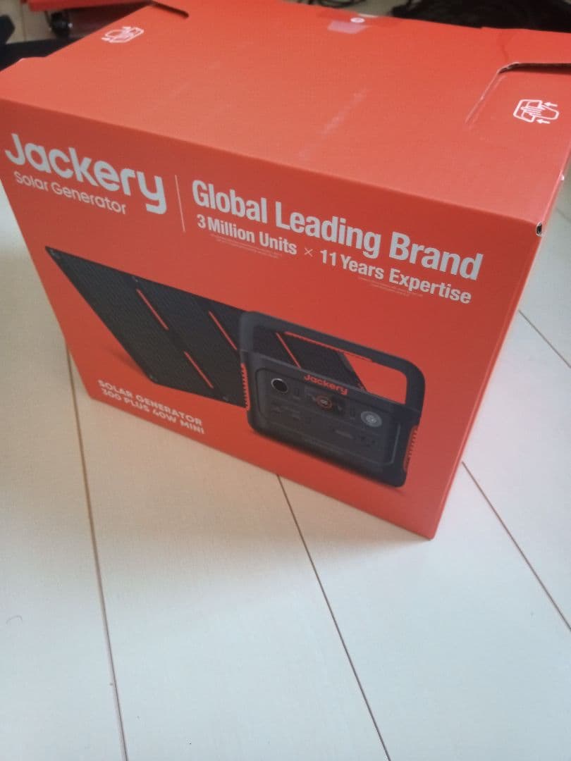 未使用　Jackery  JSG-0304B　ポータブル電源+ソーラーパネル