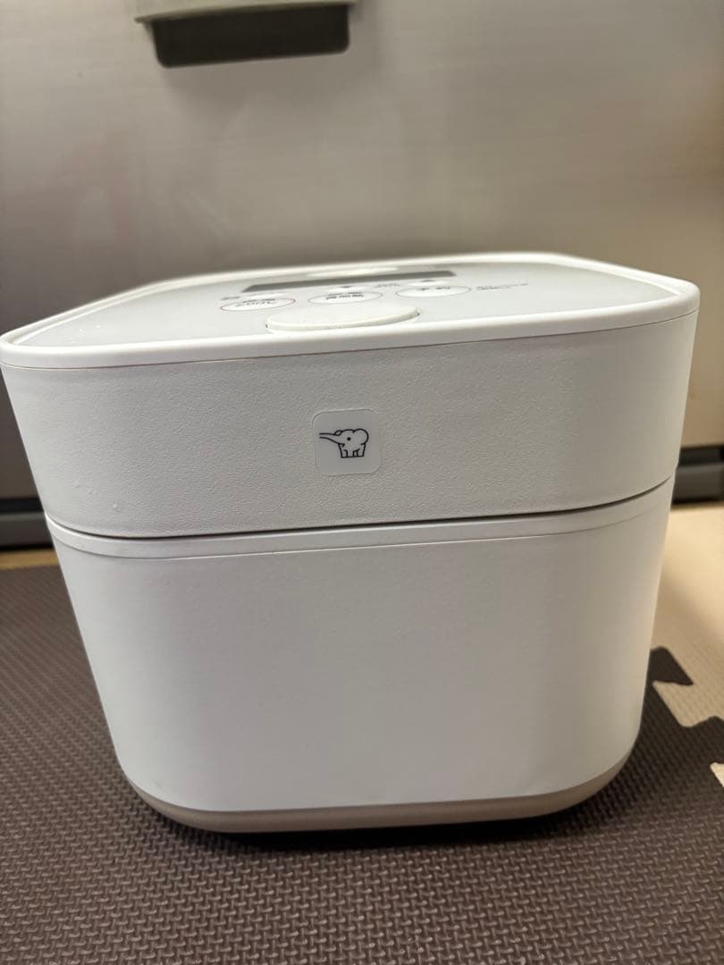 NW-SA10 5.5合 象印　炊飯器　ホワイト-2021年製