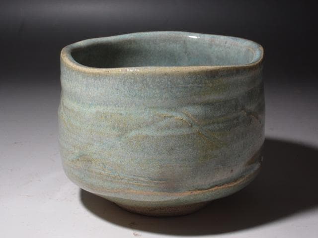 ☆　岡部嶺男　志野茶碗　目をひく一品です☆y374