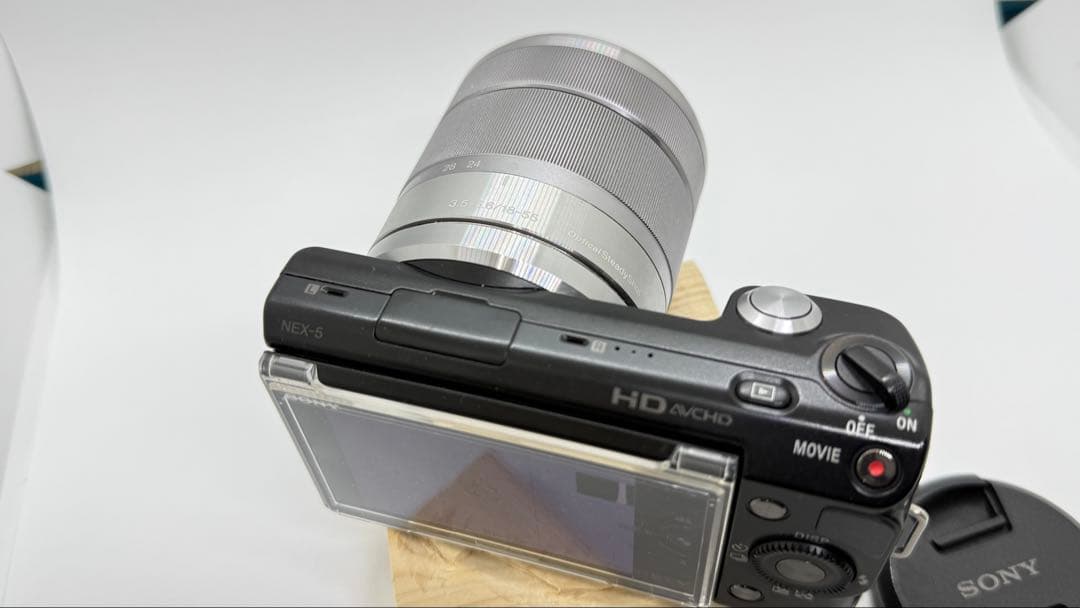 Sony NEX5 レンズは18-55 付属品あり