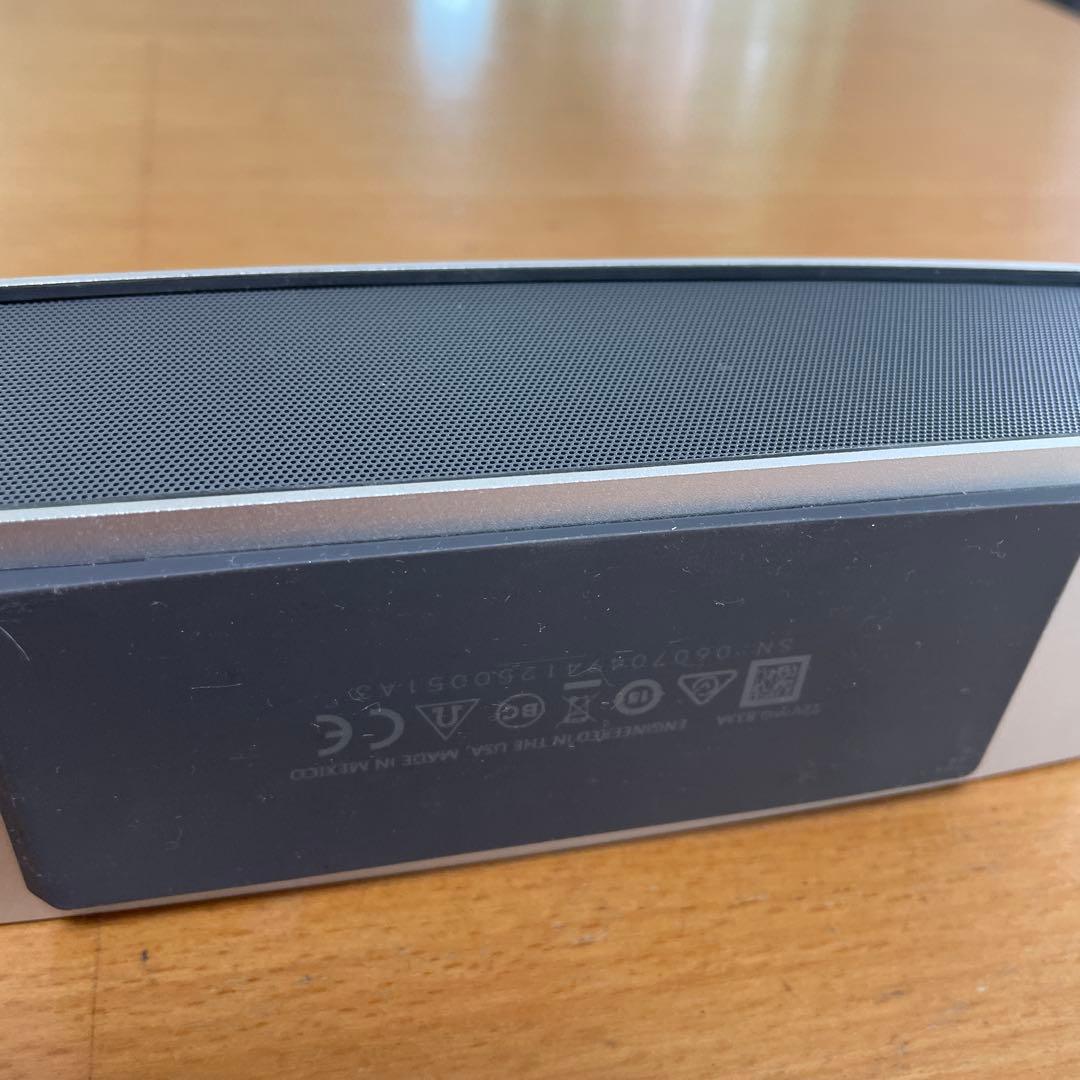 美品！BOSE SoundLink Mini 有線にて使用可能 充電時赤点灯無し