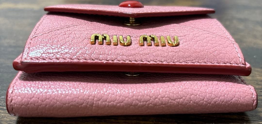 【美品】miu miu マドラス ラブレター ピンク 三つ折り財布 コンパクト