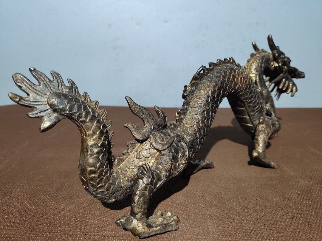 時代物　純銅製泥金龍　アンティーク　置物　古美術