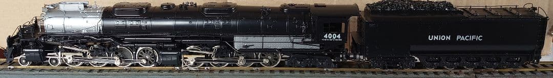 天賞堂 UP 4-8-8-4 BIG BOY w/Tender No.126