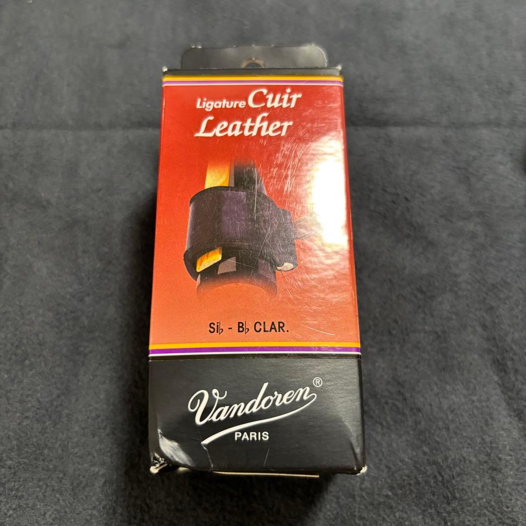 バンドーレン　B♭クラリネット　リガチャー　レザー