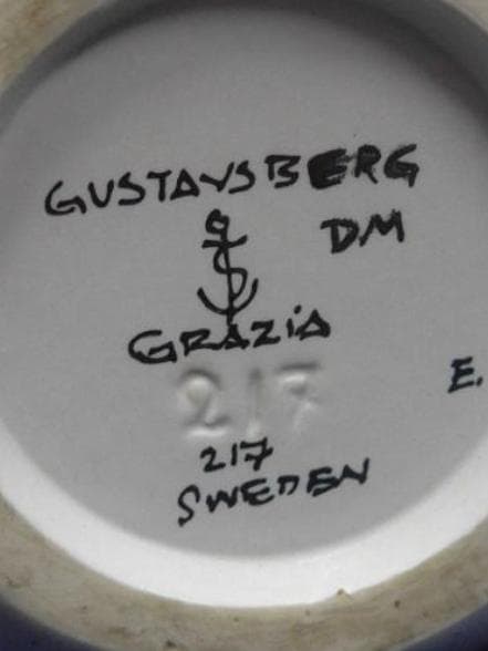 スウェーデンの５０年代を代表するスティグ・リンドベリの銀スクラッチの花瓶