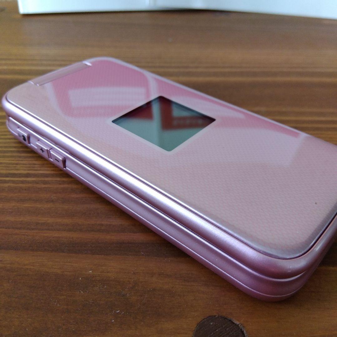 美品　ガラケー　らくらくホン　docomo F-01M ピンク 純正充電器付き