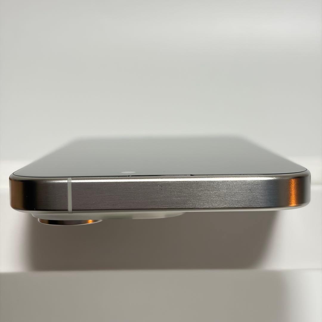 iPhone 15 Pro 256GB ホワイト