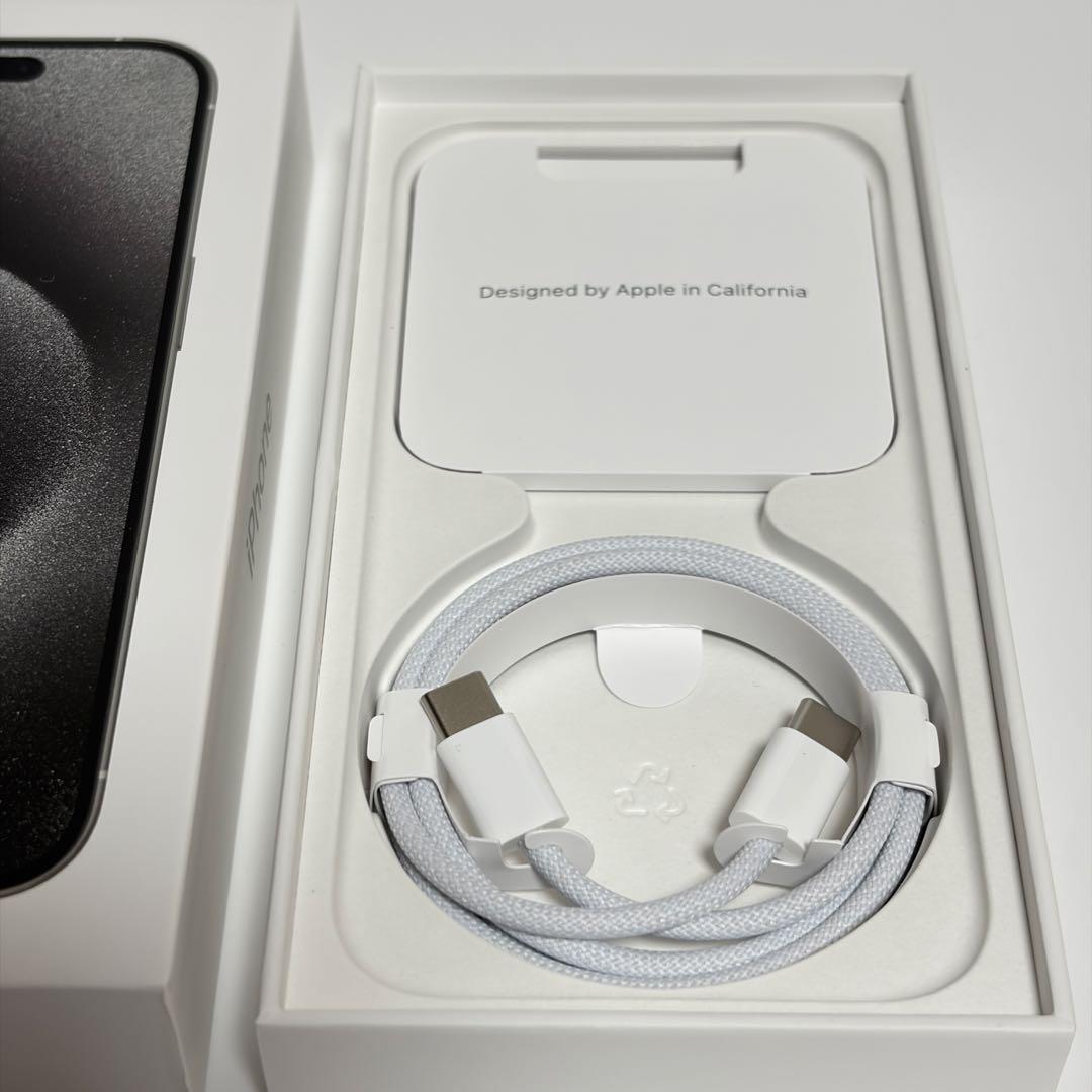 iPhone 15 Pro 256GB ホワイト